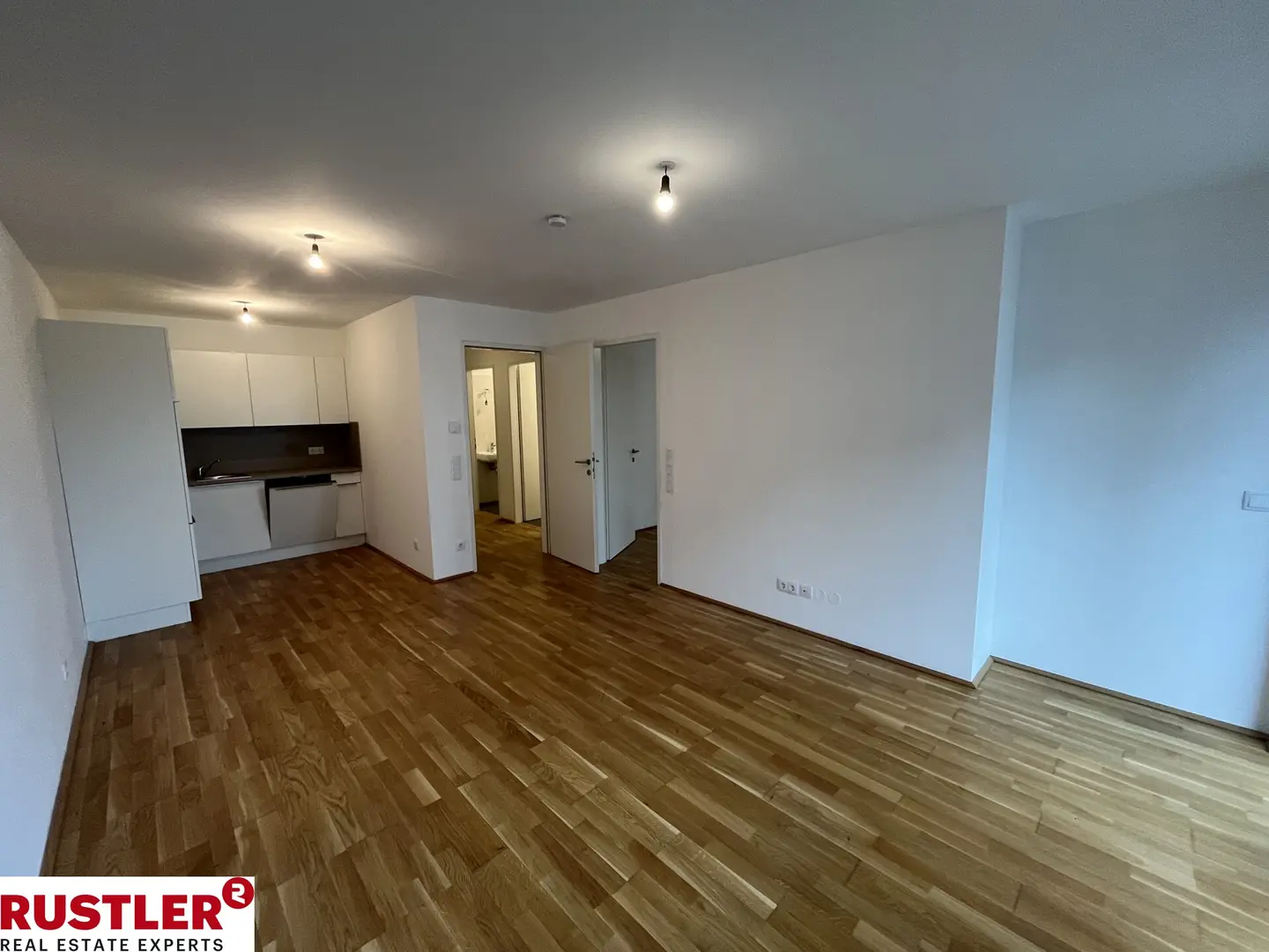 Neuwertige apartment from 2023 with balcony