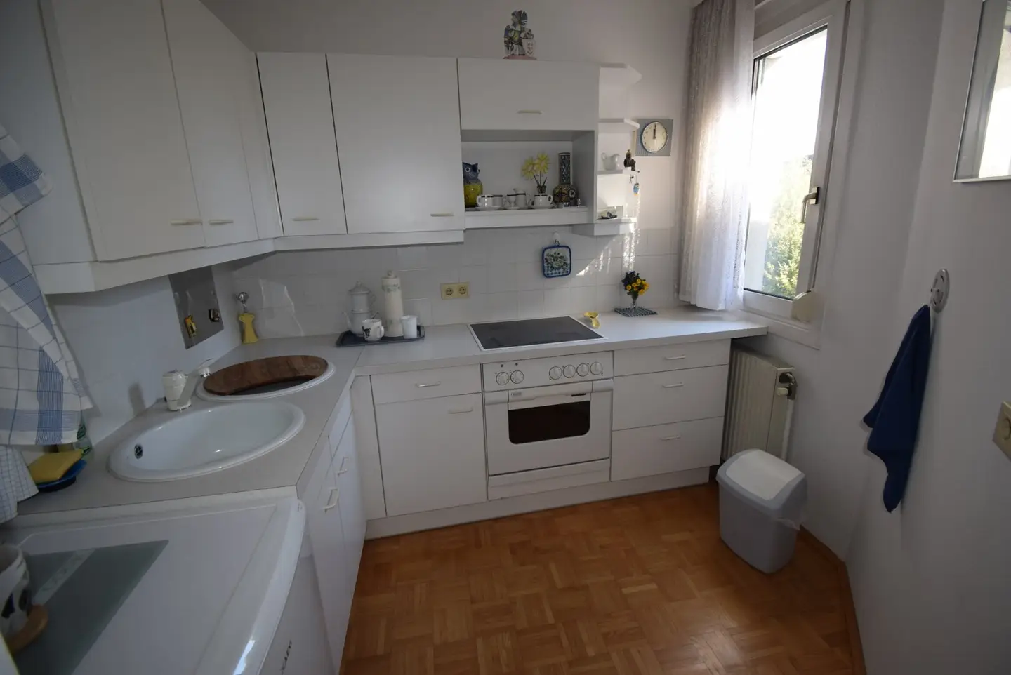 Move-in ready loggia apartment, prime location