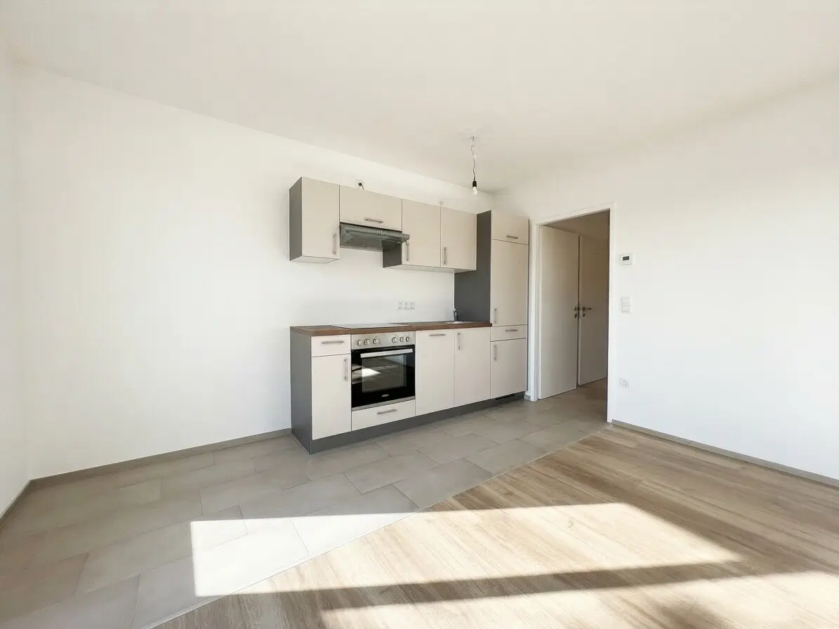 Bright 2-room apartment in Strebersdorf with large garden and terrace