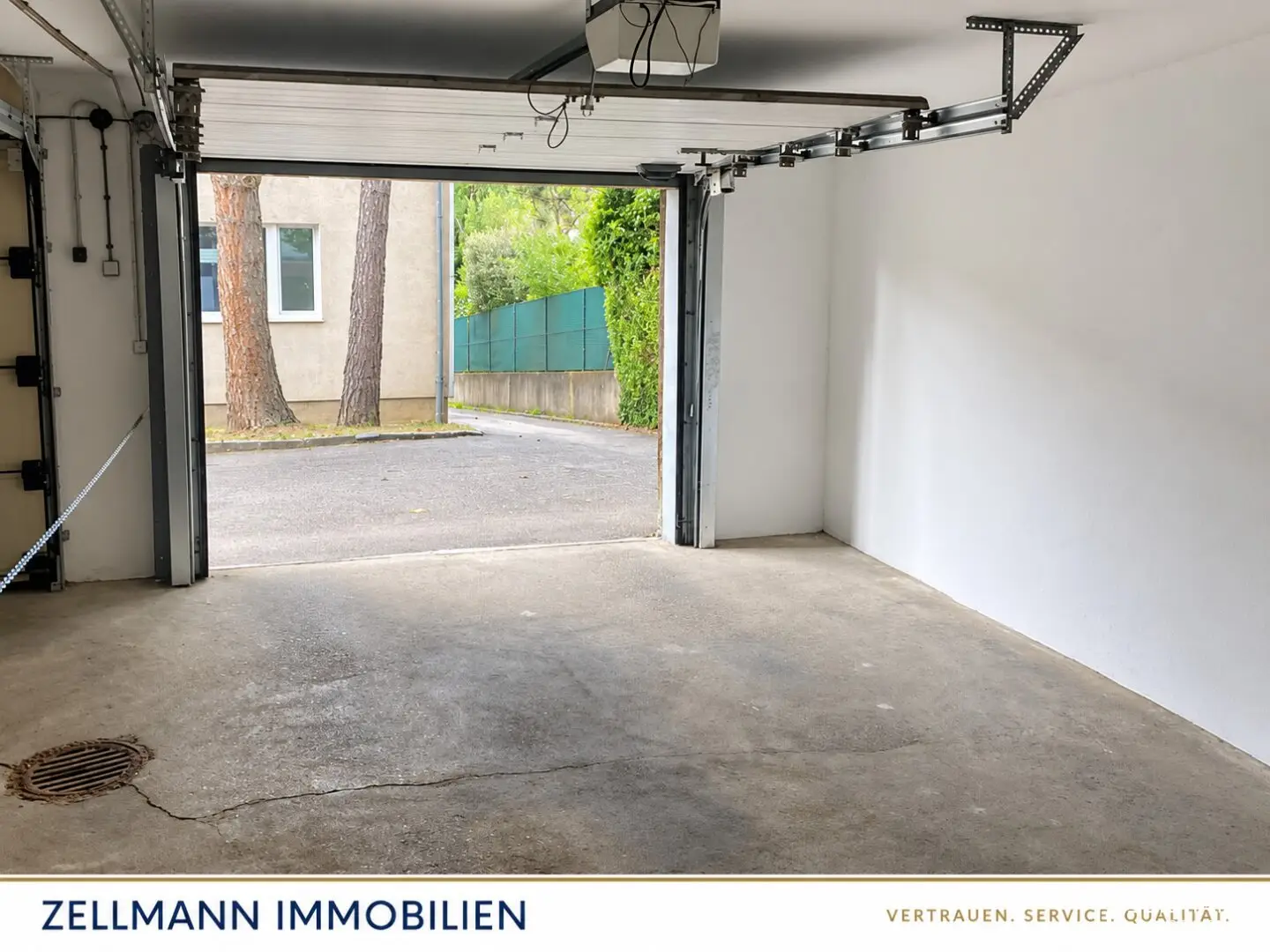 Freshly renovated. Green enamored. First occupancy with south balcony and forest view in Döbling | ZELLMANN IMMOBILIEN
