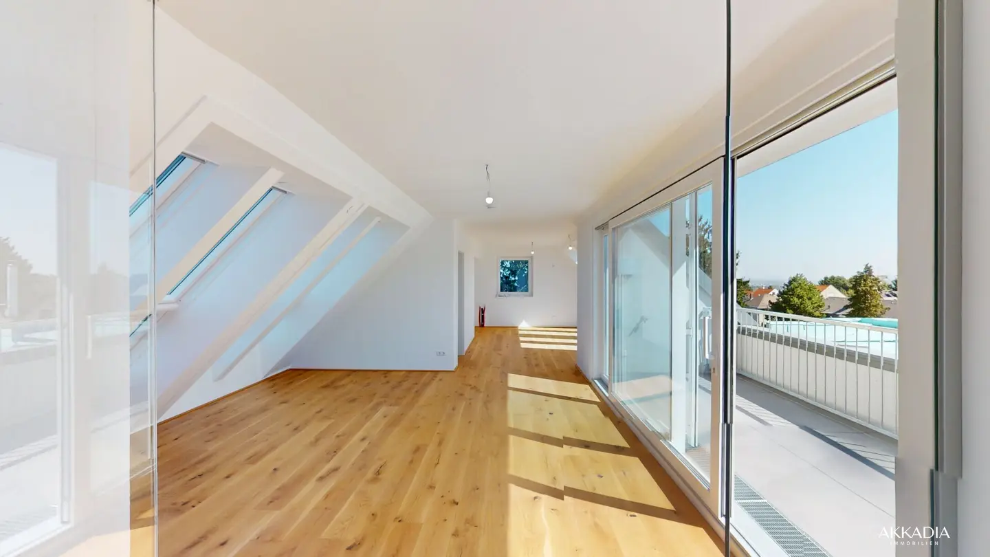 Exclusive top-floor apartment with terrace &amp; private lift – Living between Löwygrube and Kurpark Oberlaa