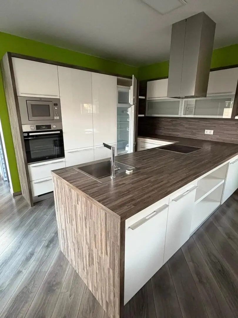 Preis gesenkt!! Energieeffizientes Einfamilienhaus in ruhiger Lage