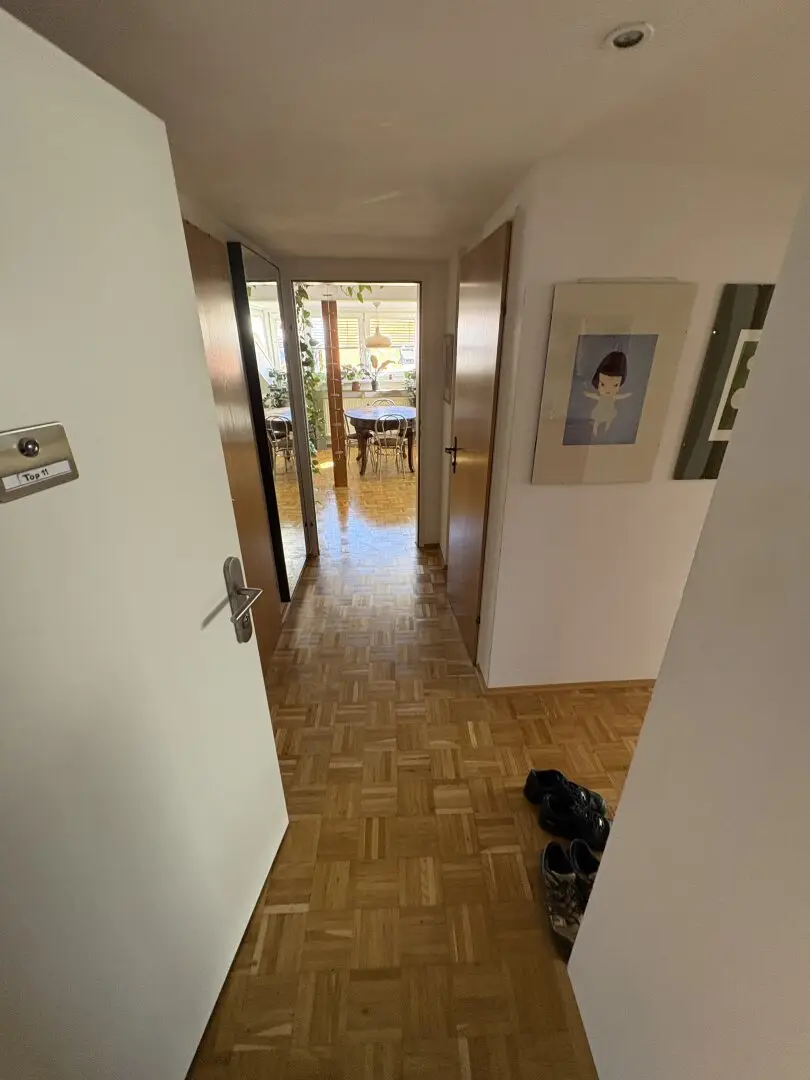 Charmante Dachgeschosswohnung mit Galerie und großzügigem Wohnbereich