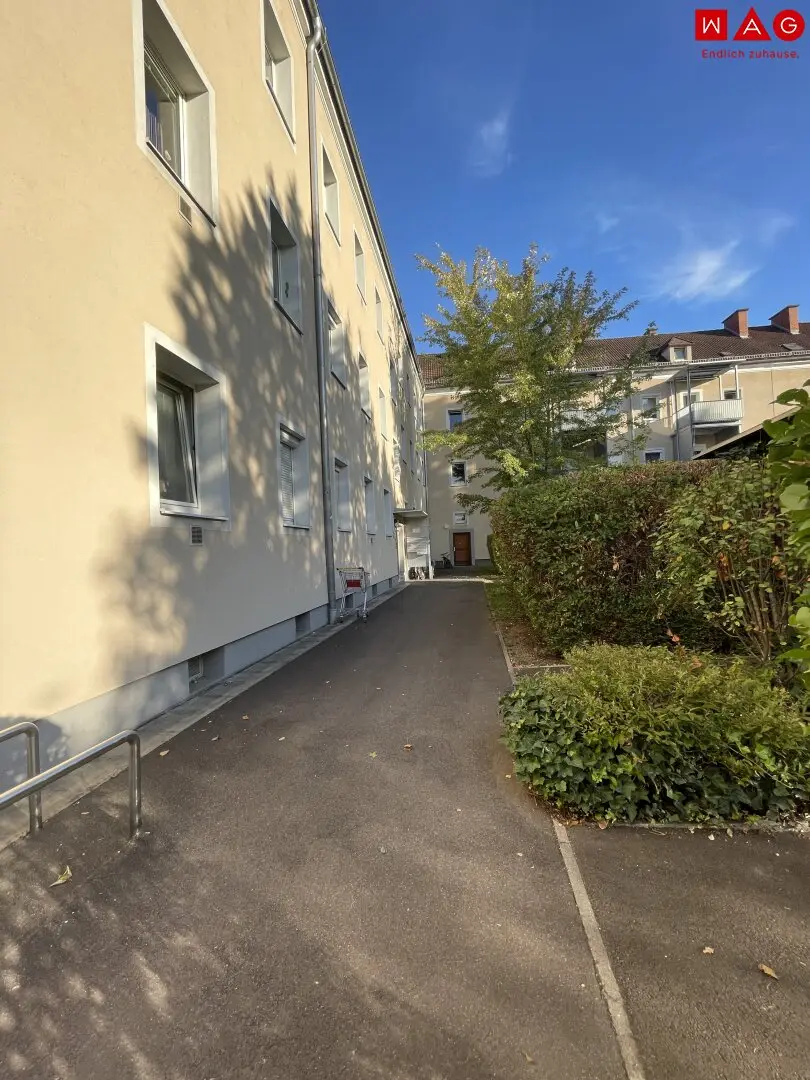 Zentral gelegene und 1-Raum Wohnung im beliebten Stadtteil Bindermichl! Von Grünflächen und bester Infrastruktur umgeben!
