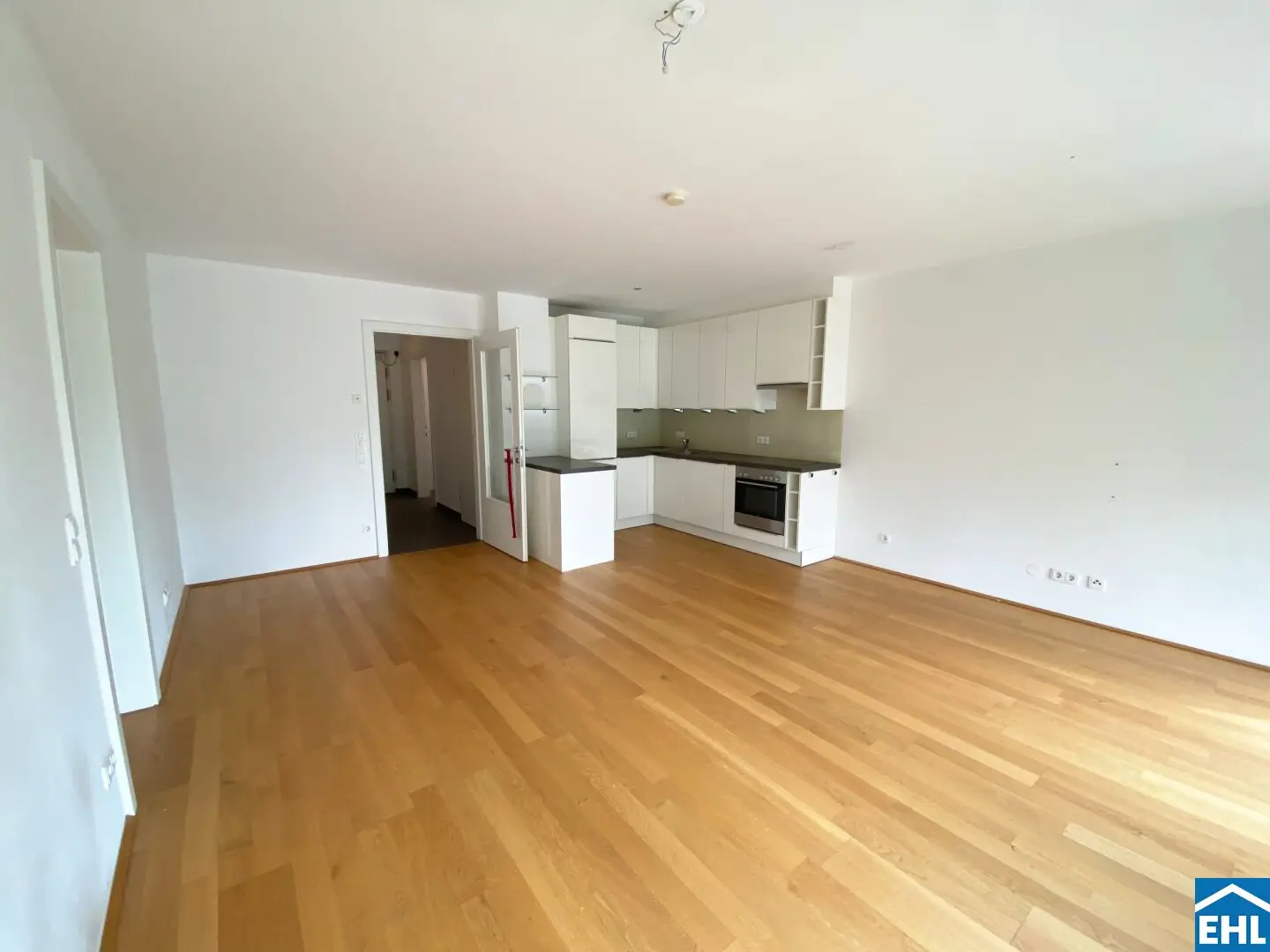2 room apartment with green view