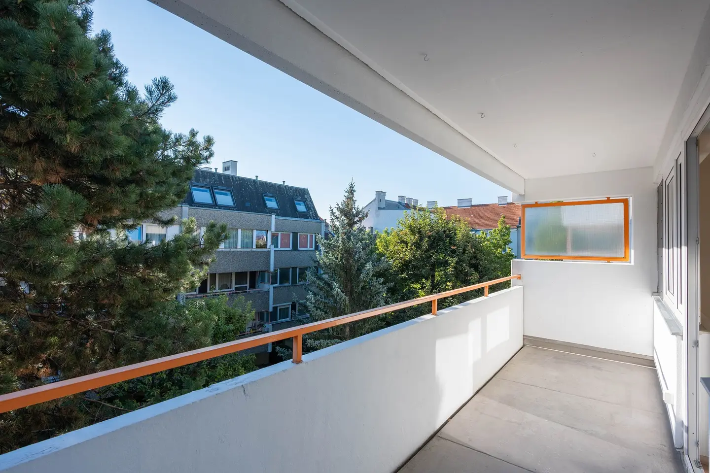 Newly renovated Wohnung near Schönbrunn with loggia