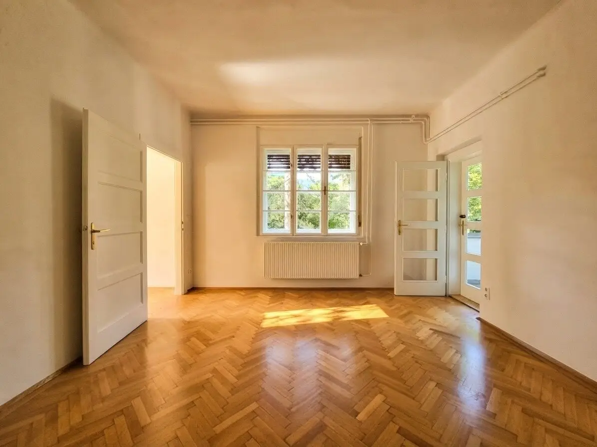 Stilvoll wohnen am Stadtwald – mit Südloggia