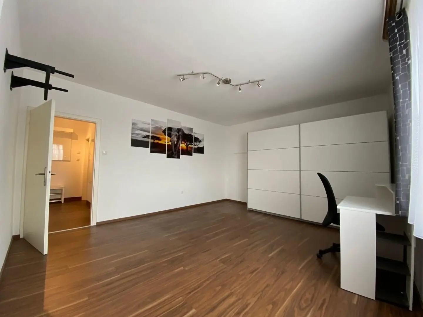 2 Zimmerwohnung mit Balkon im Herzen von Urfahr!