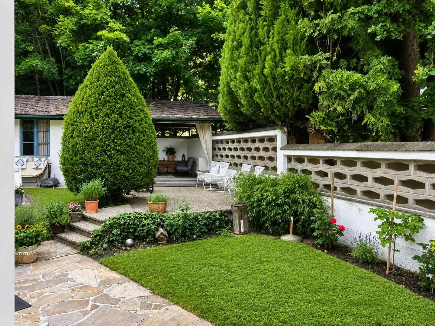 Gepflegte Wohnung mit Privatgarten und Terrasse