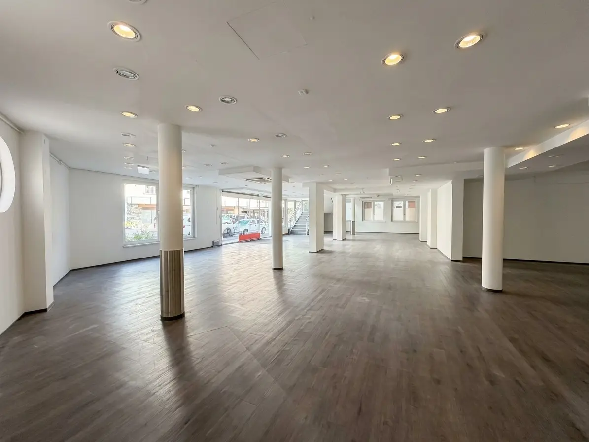 Zentrale Erdgeschosswohnung mit hoher Sichtbarkeit