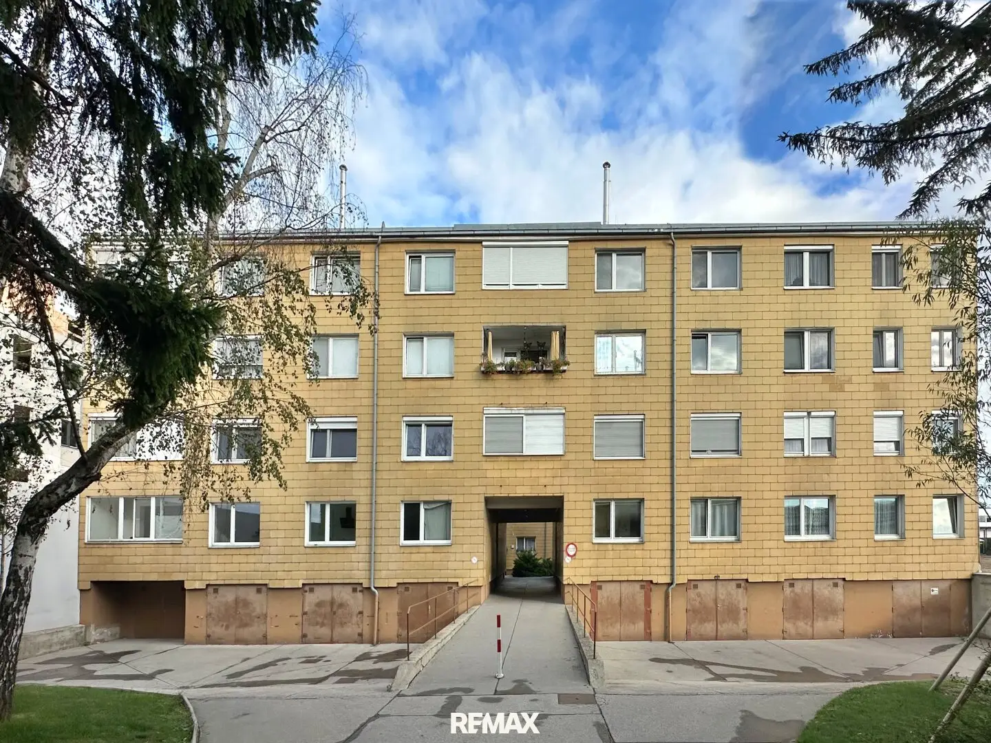 Renovation opportunity! 2-room apartment with good infrastructure