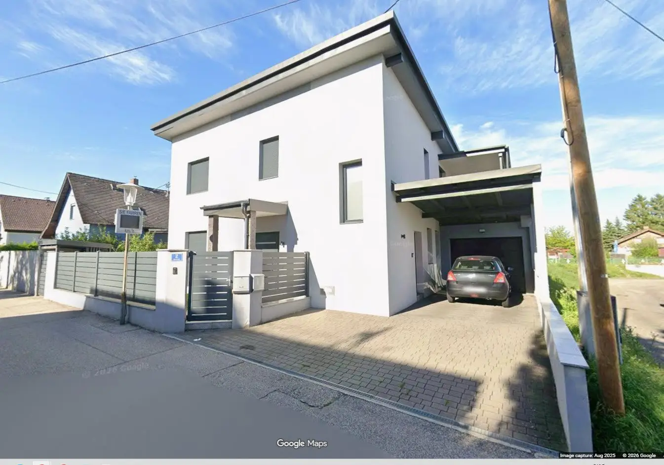 Versatile apartment with terrace and photovoltaic system