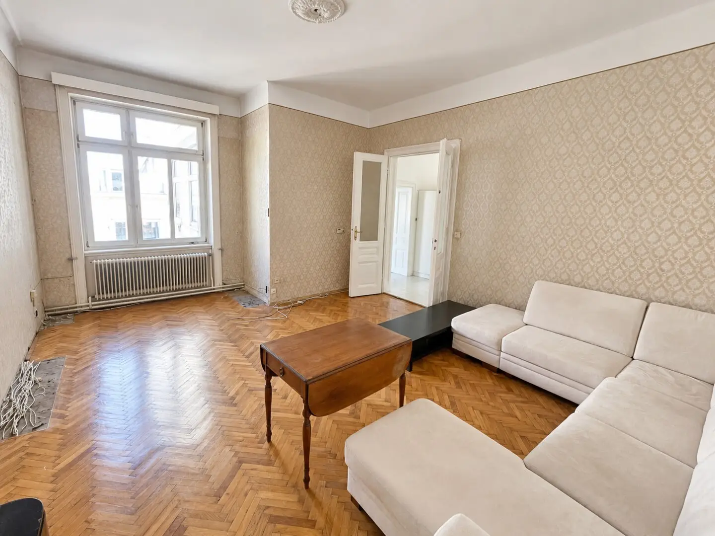 1040: Old building gem with exceptional development potential – approx. 132 m² in prime location