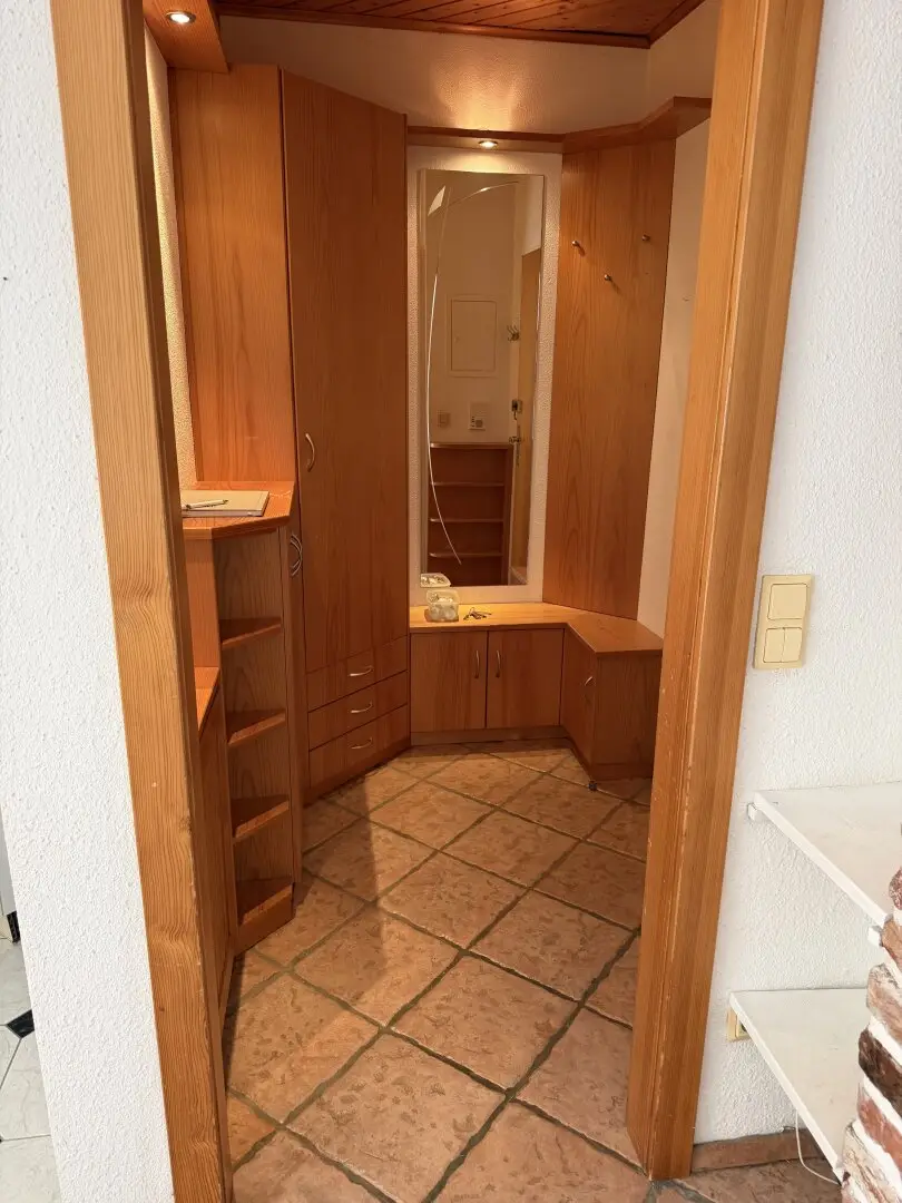 Charming 3-room apartment with loggia in Asten – well maintained, 80 m², very good location!