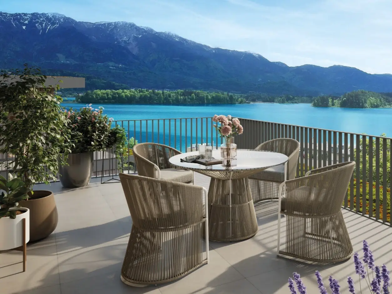 Bright Wohnung with lake view in new development at Lake Faak
