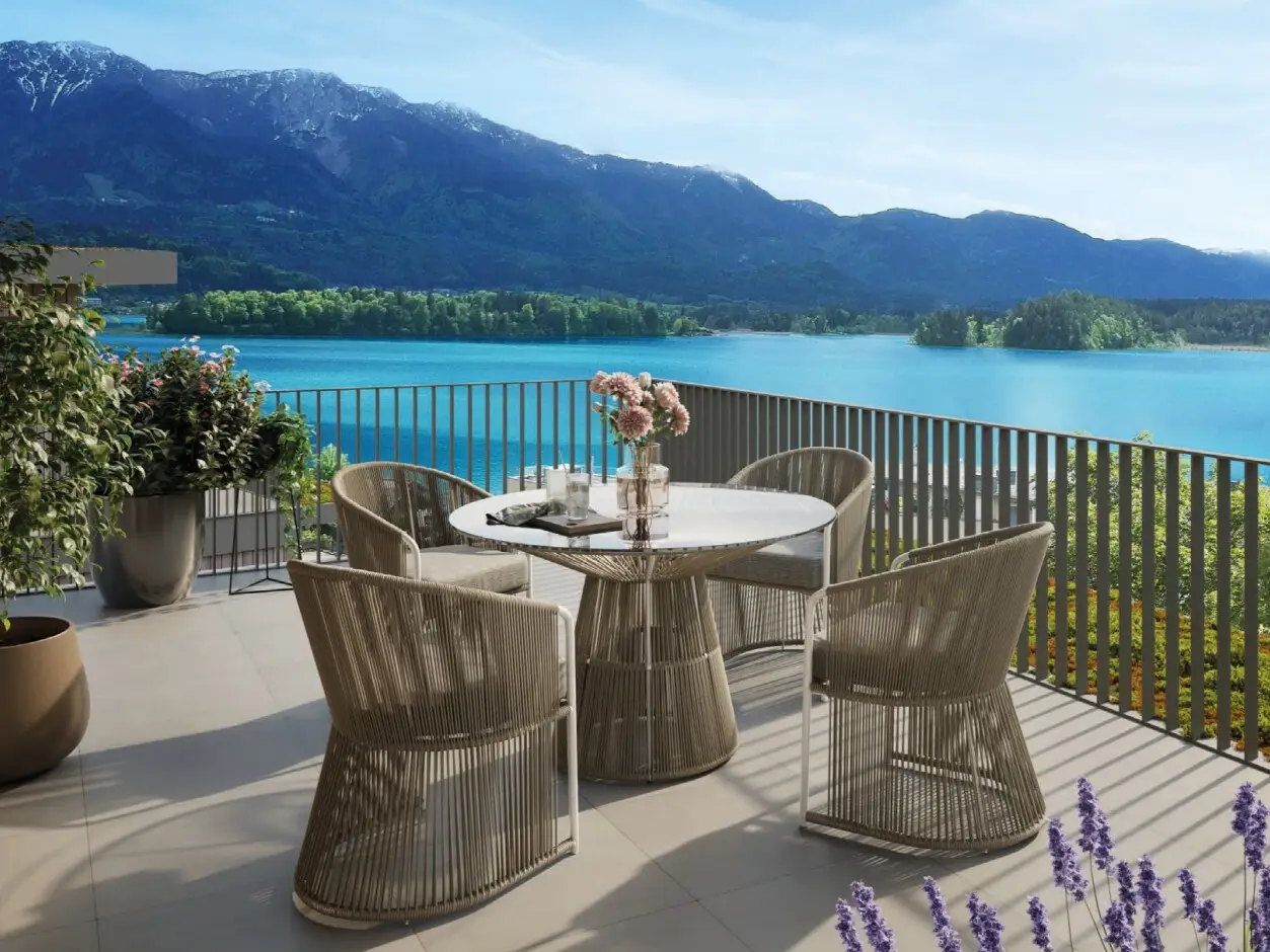 Apartment with lake view in new build at Faaker See