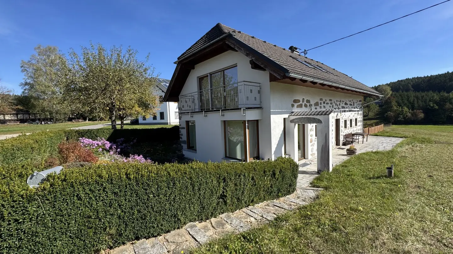 Einmalige Gelegenheit - Charmantes Sacherl in Schönau, 5 Zimmer, Garten, Balkon, 167m² Wohnkomfort!