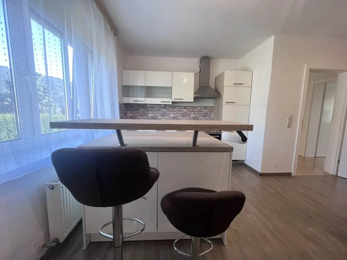 schöne, gepflegte Eigentumswohnung mit Balkon