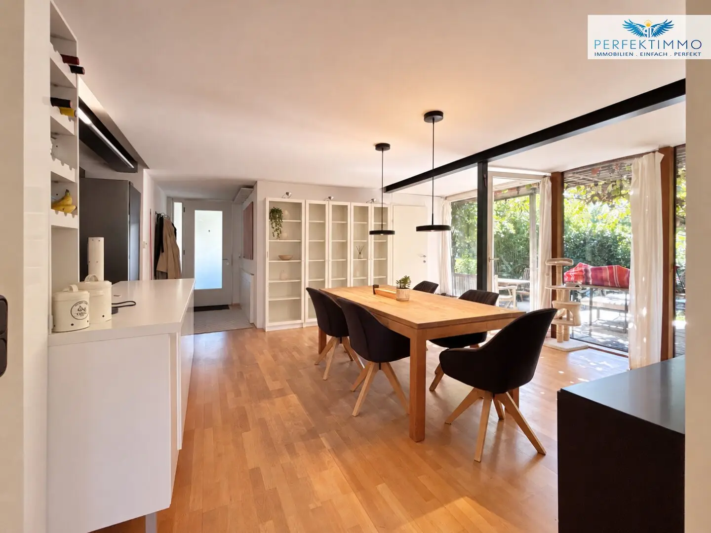 3-room apartment with garden and idyllic pergola