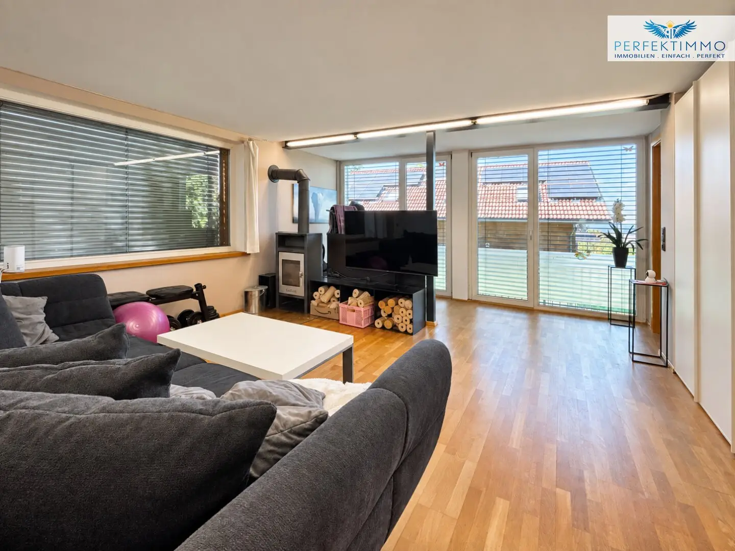 3-room apartment with garden and idyllic pergola