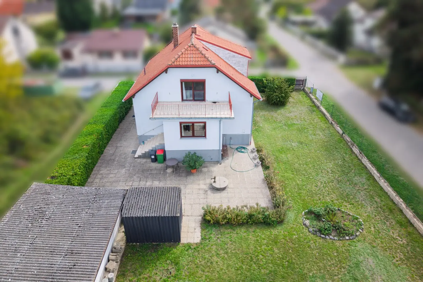 Zu Fuß zum Bahnhof! Großzügiges Einfamilienhaus mit 1.317m² Grundstück in Marchegg – Ihr Sanierungsprojekt!