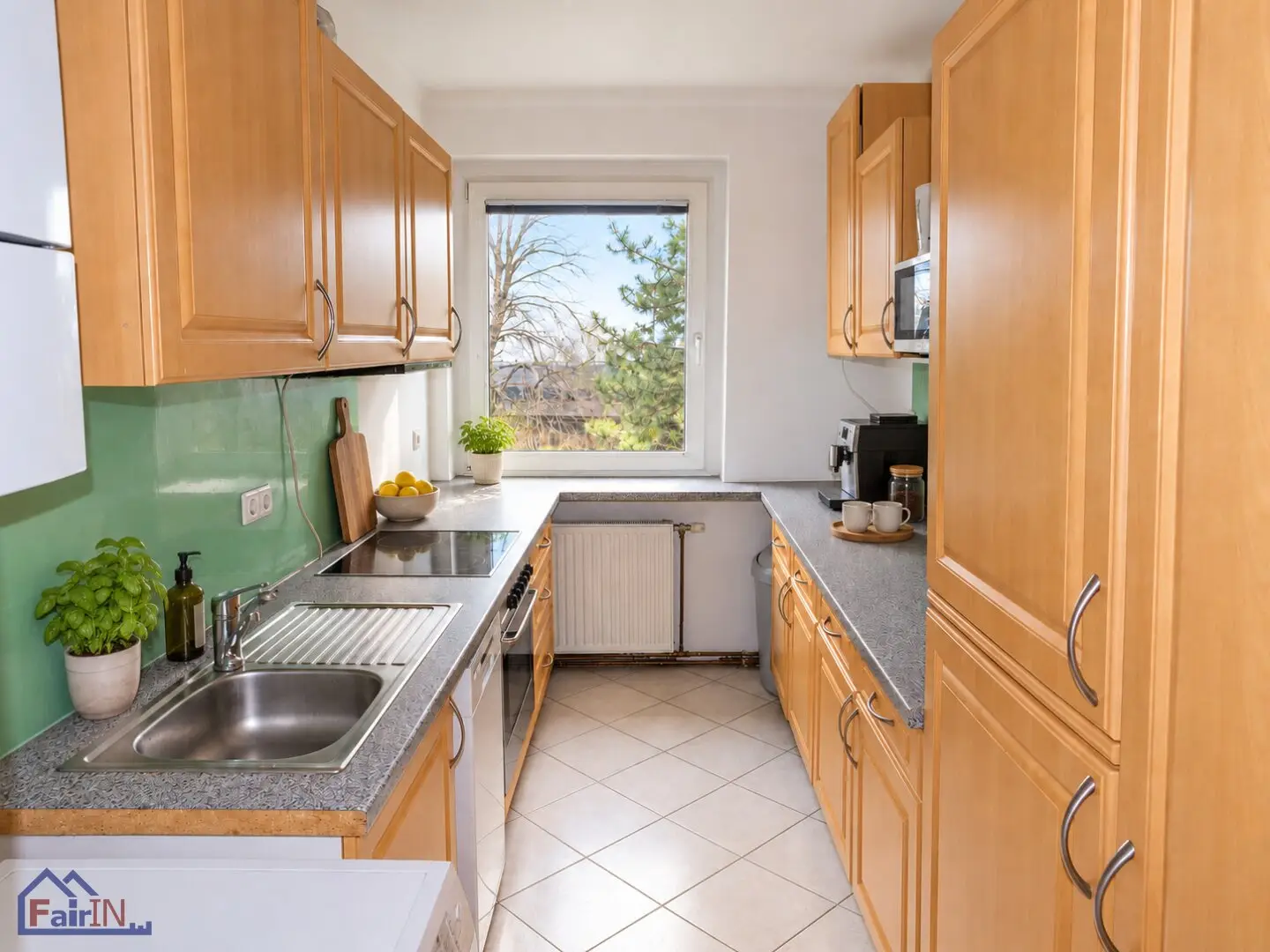 Well laid-out 2-room condominium in a good location