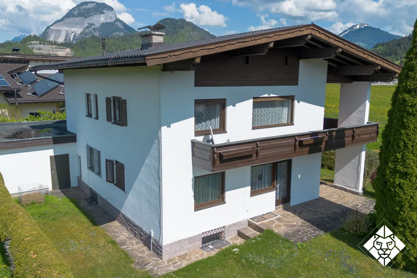 Dream location in Wörgl-Winkl: Single-family house with distant view and sun from early to late