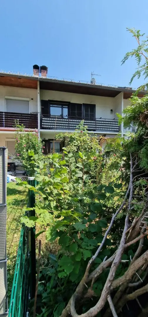 8045 Graz Andritz, Richard – Zach-Gasse: Solid terraced house with approx. 106 m² living space, approx. 15 m² terrace and approx. 21 m² cellar, 13.23 m² garage and approx. 148 m² garden plot