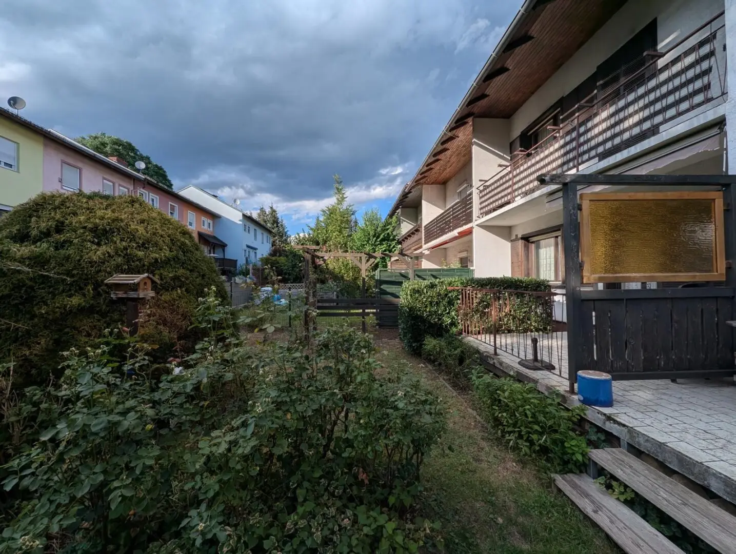 8045 Graz Andritz, Richard – Zach-Gasse: Solides Reihenhaus mit ca. 106m² Wfl. und ca. 15m² Terrasse und ca. 21 m² Keller, 13,23 m² Garage sowie ca. 148m²Gartengrund