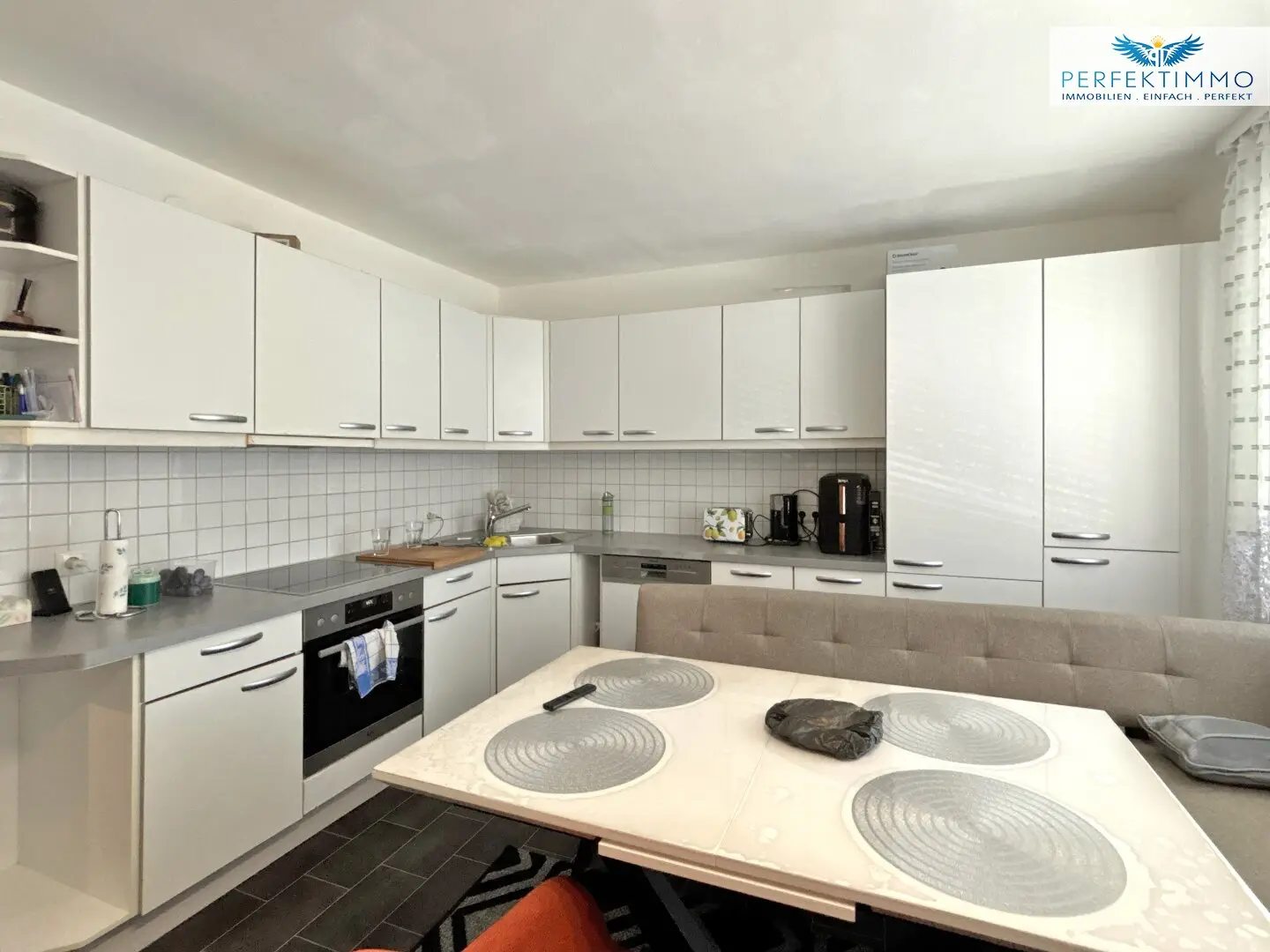 Well maintained large family apartment