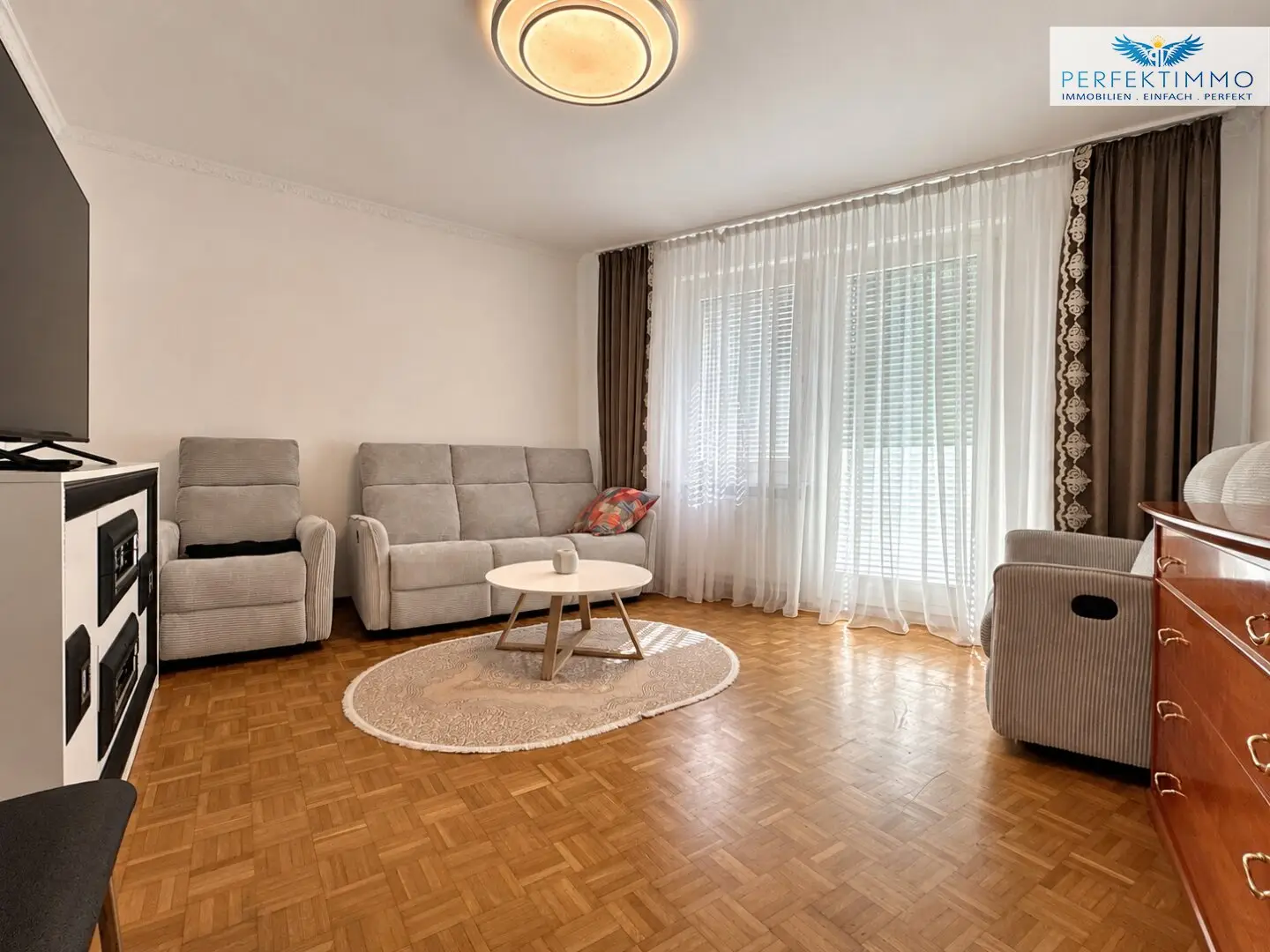 Well maintained large family apartment
