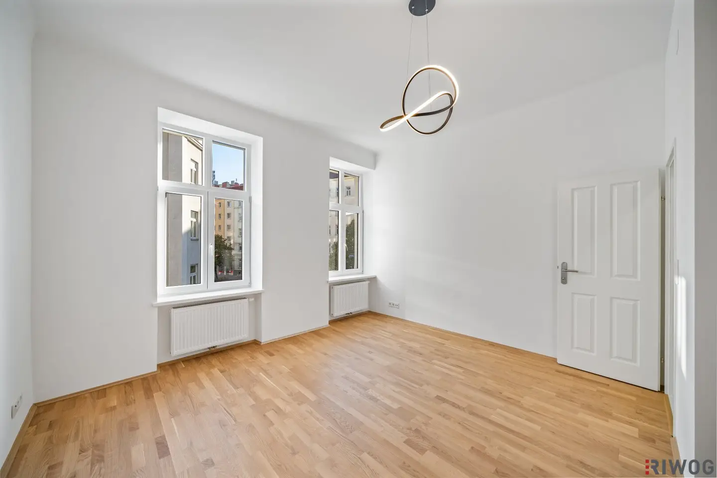 Renovated apartment near U2 I bright and well laid out I separate kitchenette I on Wiedner Hauptstraße