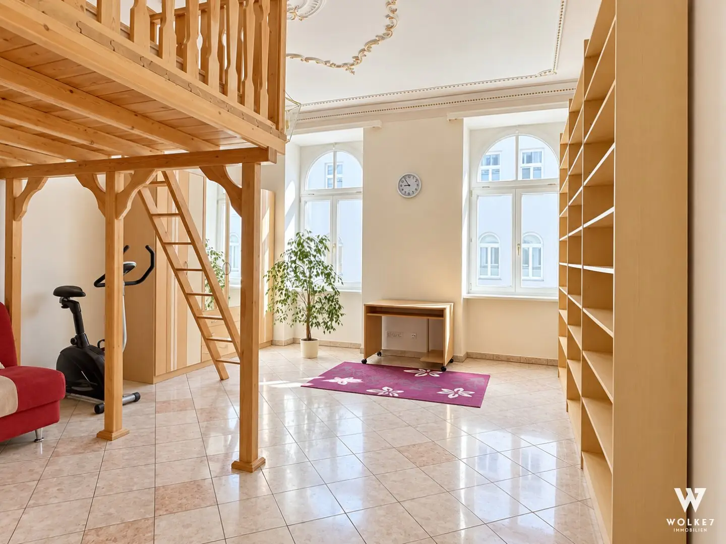 Old building gem with magnificent stucco – stylish living for lovers of classical Viennese elegance I Underfloor heating I Elevator | Near Wiedner Hauptstraße