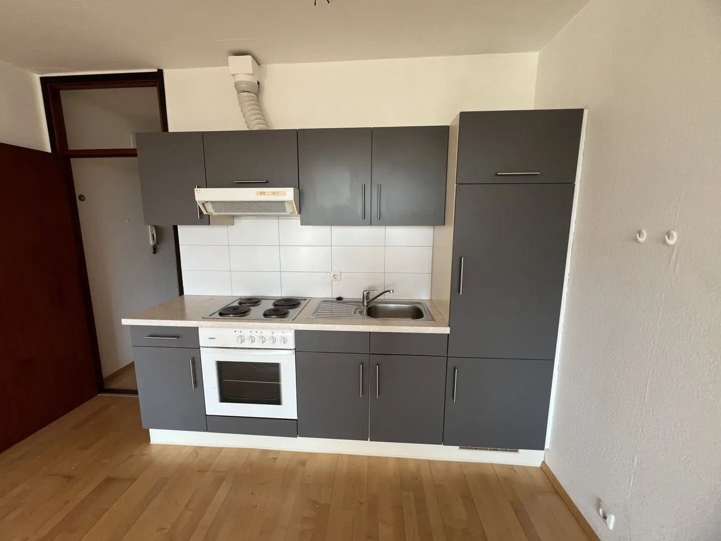 Traumhafte Garçonnière-Wohnung mit sonniger Loggia im Zentrum von Vöcklabruck - PROVISIONSFREI