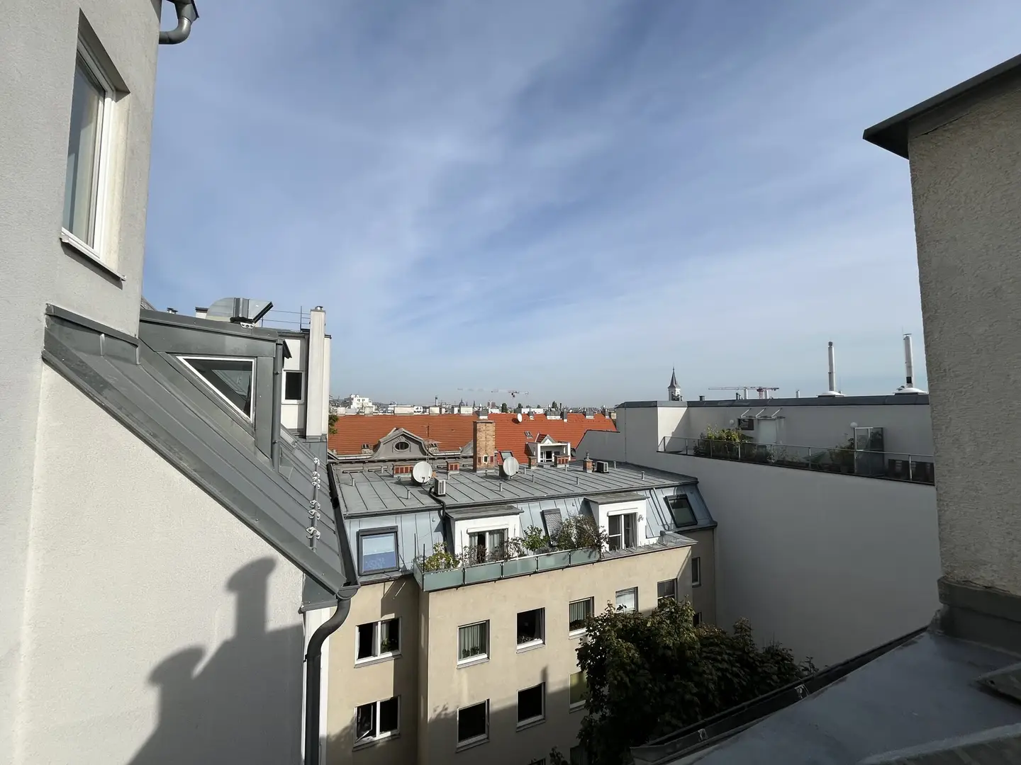 Modern apartment with roof terrace in new build