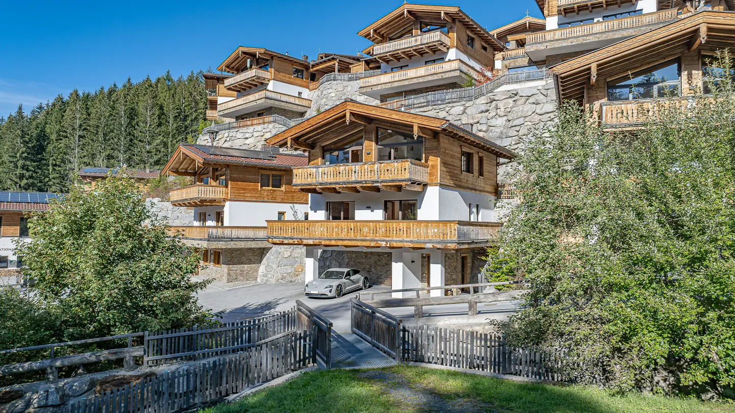 Ski in ski out holiday apartment with sauna and mountain view