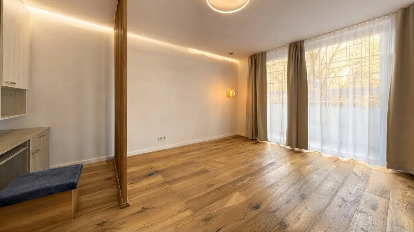 ++ So schön kann Einziehen sein. ++ Stilvolle 3-Zimmer-Wohnung mit Balkon &amp; Parkplatz in Wr. Neustadt