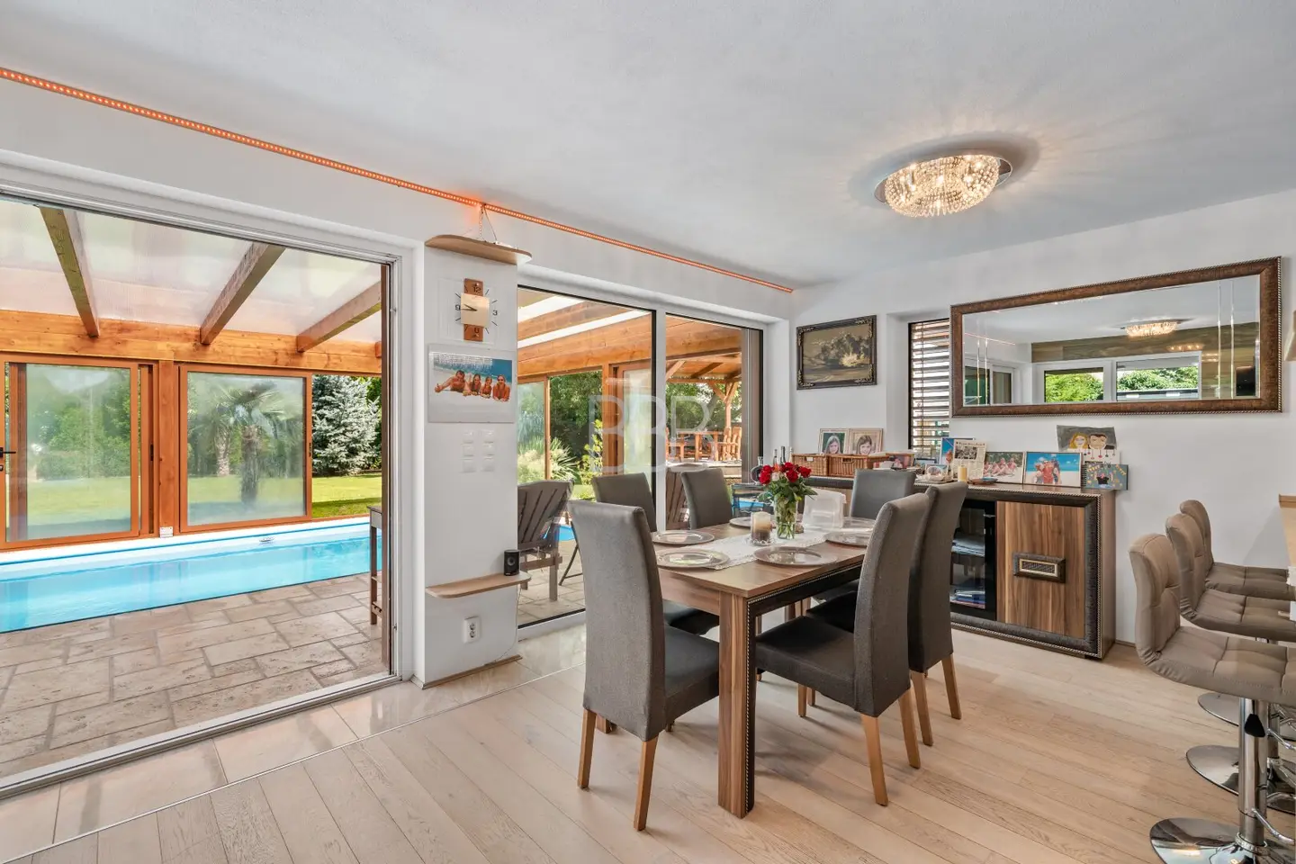 Exklusives Einfamilienhaus in bester Lage mit Seeblick