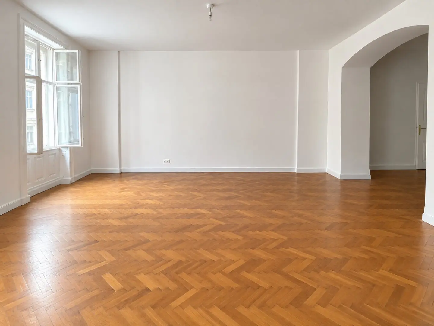 Stilvolle neu sanierte Altbauwohnung im Servitenviertel – ruhige Lage &amp; U4 vor der Tür