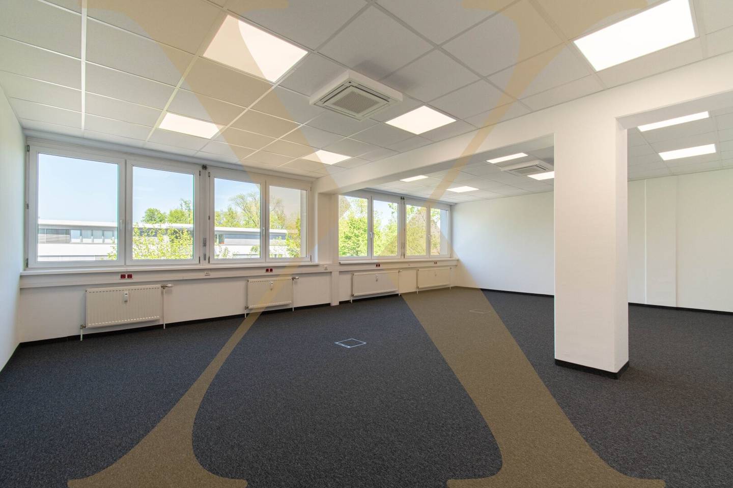 Modern office space in an ideal traffic location in Wels for rent