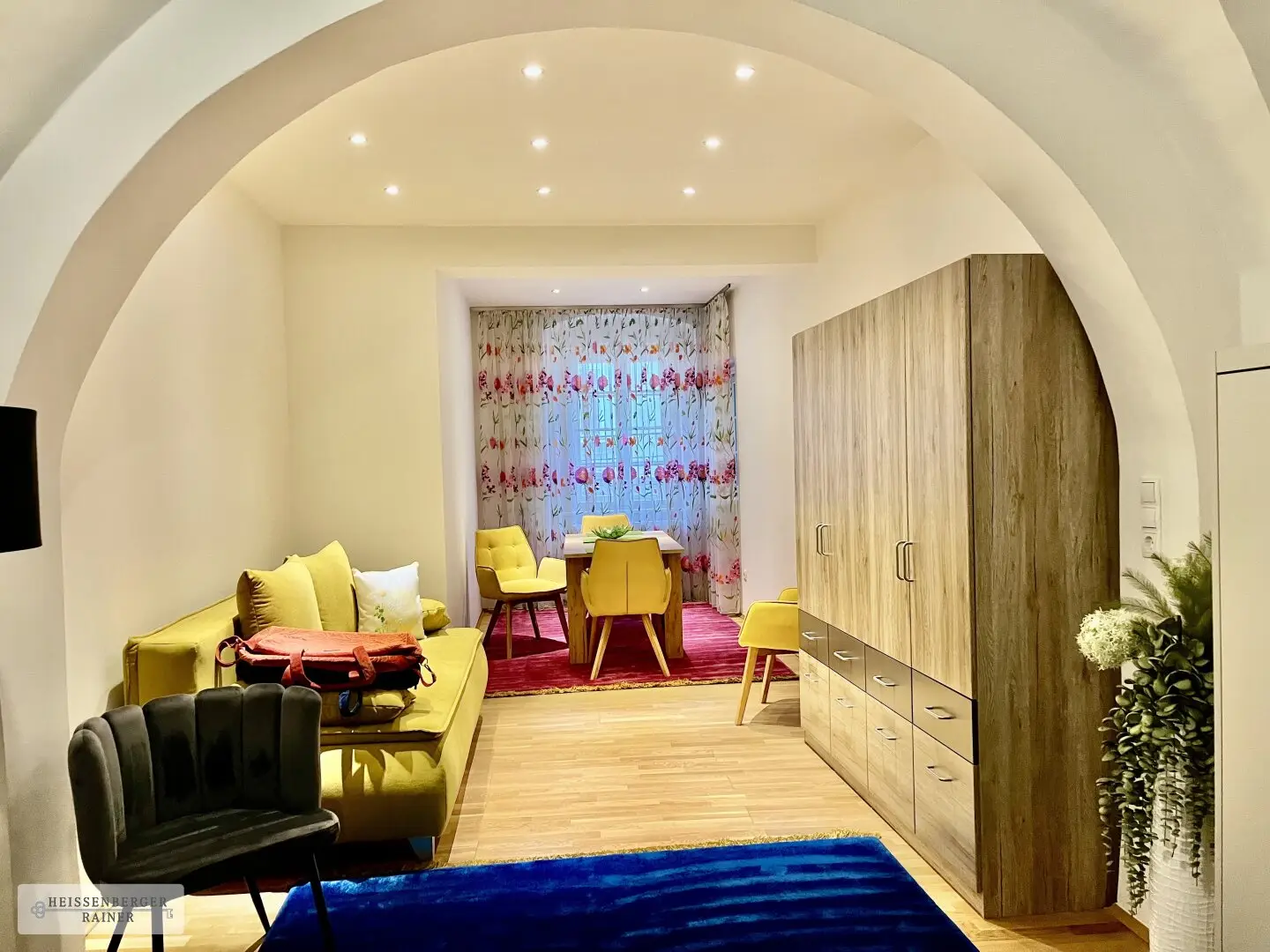 THE PERFECT CITY APARTMENT /// Centrally located apartment between Hauptplatz and Jakominiplatz!