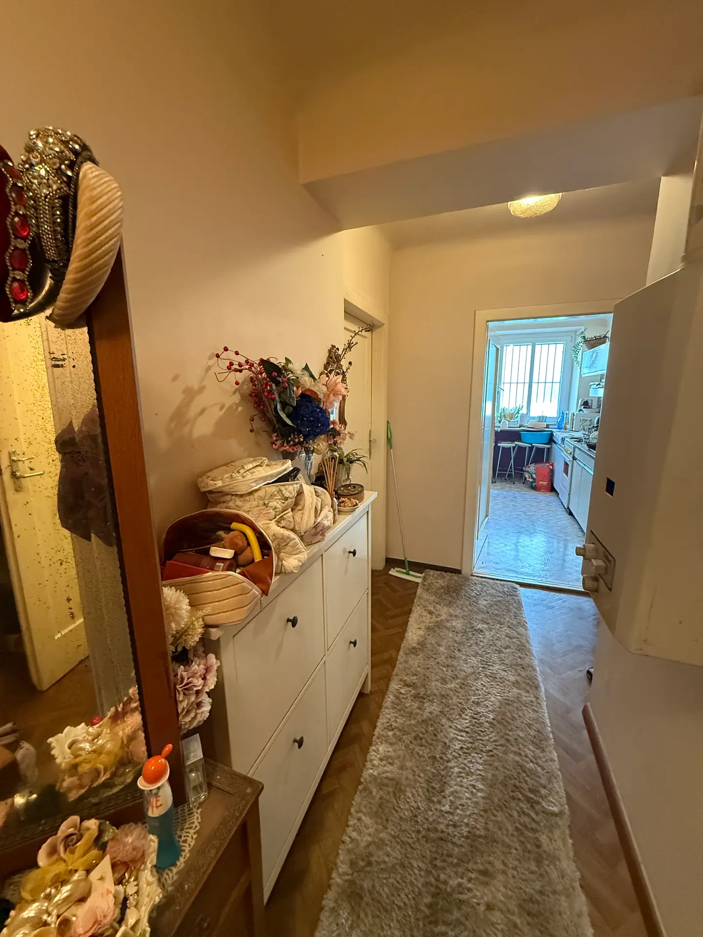 Wohnung ground floor with courtyard and long term tenant