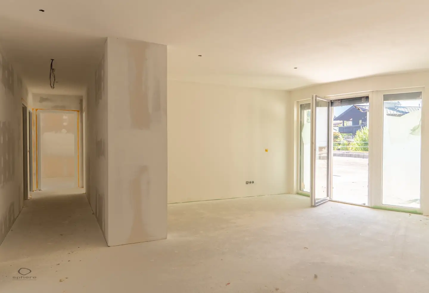 ÈVOLUER - Stylische 3-Zimmer-Wohnung mit großem Garten