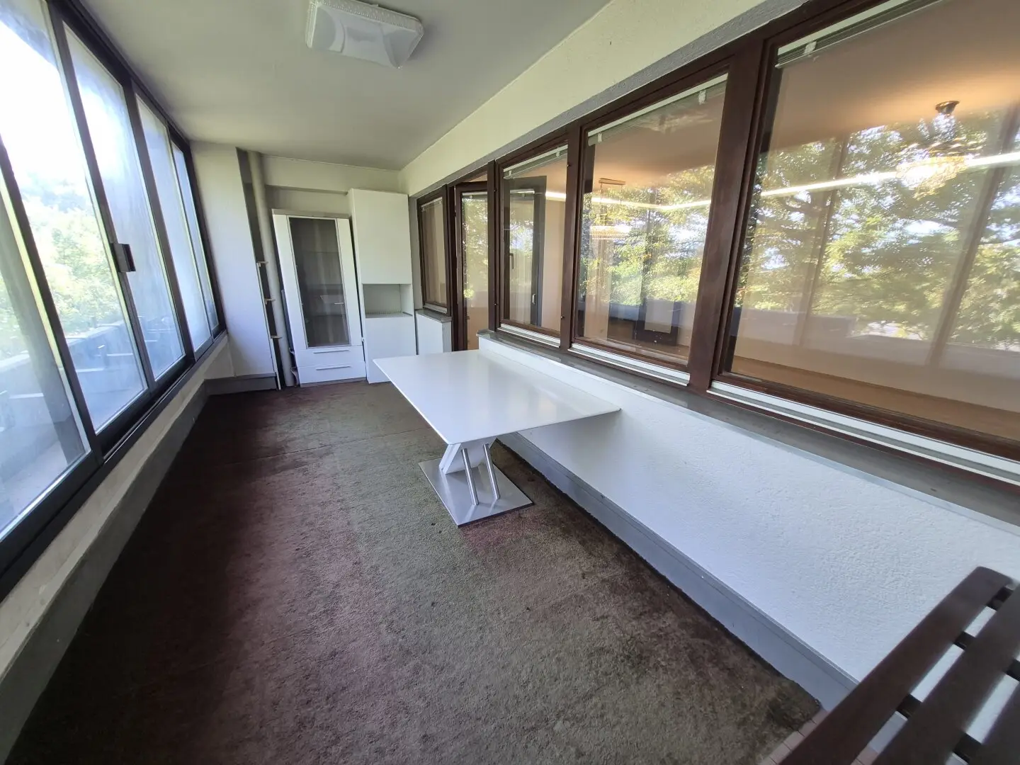Loggia apartment in Neuwaldegg with garage parking space (single parking space)
