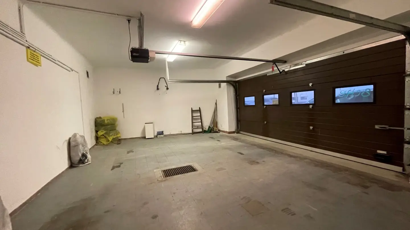 Doppelgarage - direkte Einfahrt Geblergasse, 35m², gepflegt, 1170 Wien, Kauf 60.000 €