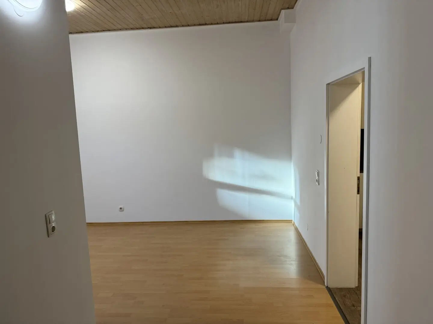 Schöne 2-Zimmer-Wohnung in der Nähe des Stadtzentrums!