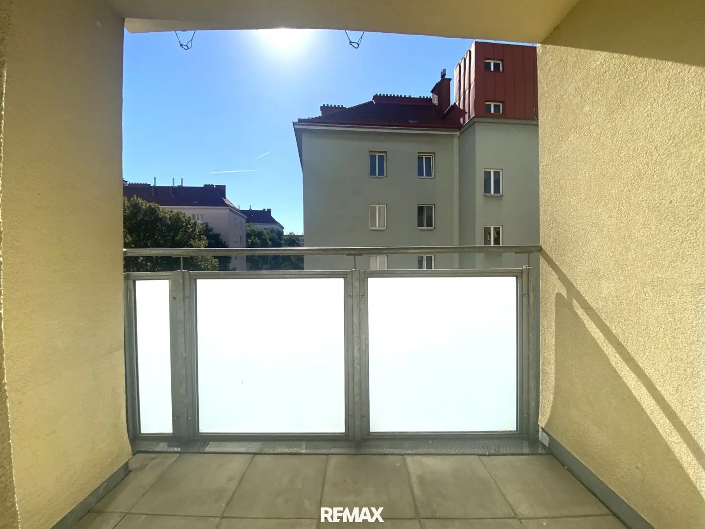 3-Zimmer-Loggia-Wohnung im 4. Liftstock nahe Matzleinsdorfer Platz