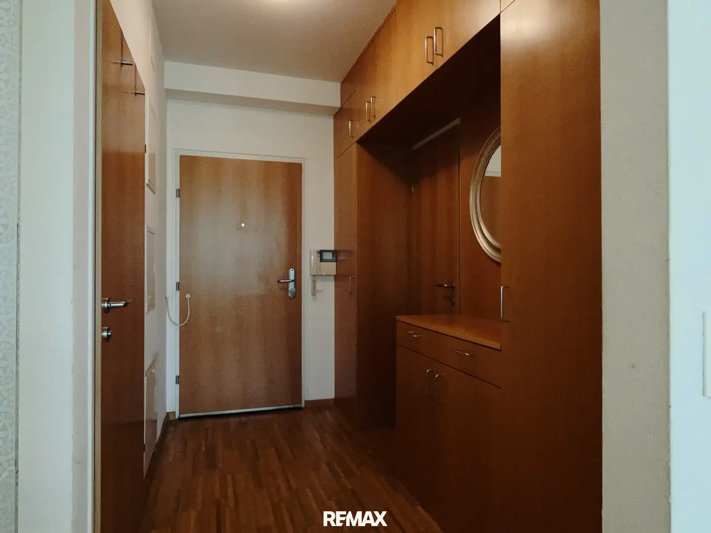 Quiet 2-room balcony apartment in Döbling