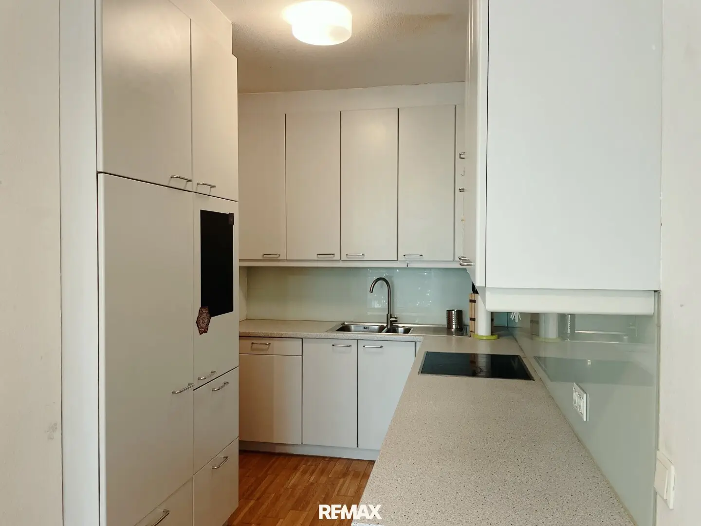 Quiet 2-room balcony apartment in Döbling