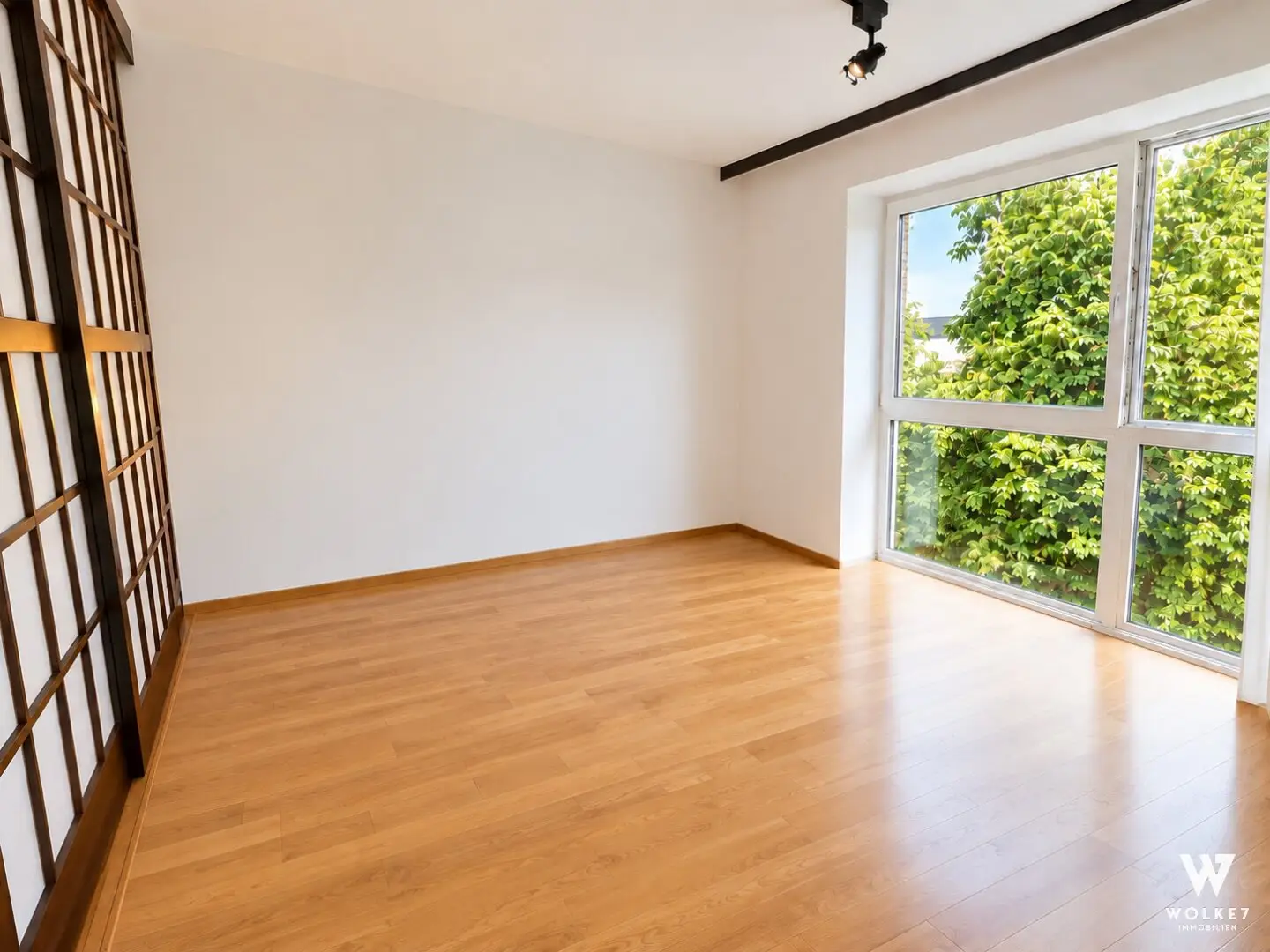 Stilvolle 2-Zimmer-Wohnung mit Garagenplatz im 18. Bezirk | Nähe Türkenschanzpark | Gemeinschaftsgarten